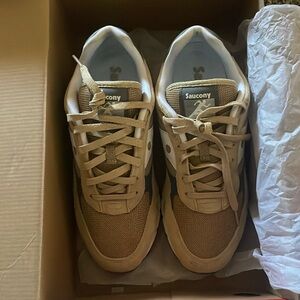 Saucony Shadow 6000 *PREOWNED* Men Size 9.5 USA Originals Shoes S70674-3